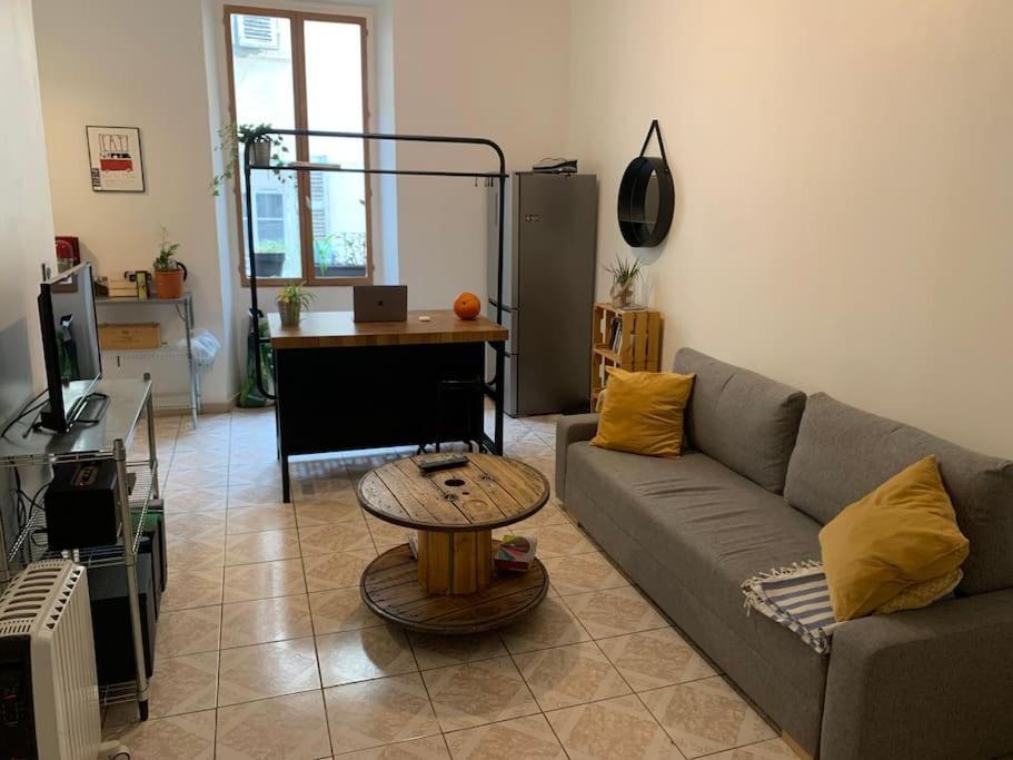 Petit Boucan 47m2 Dans Le Coeur Du Panier Marseille